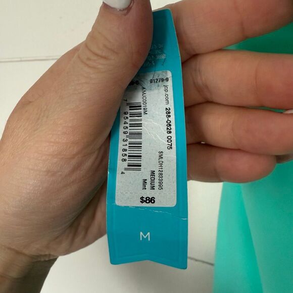 Ambrielle Women’s Medium Mint One Piece Swim New - Picture 4 of 7